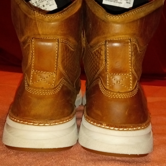 TIMBERLAND'S. - Picture 5 of 5